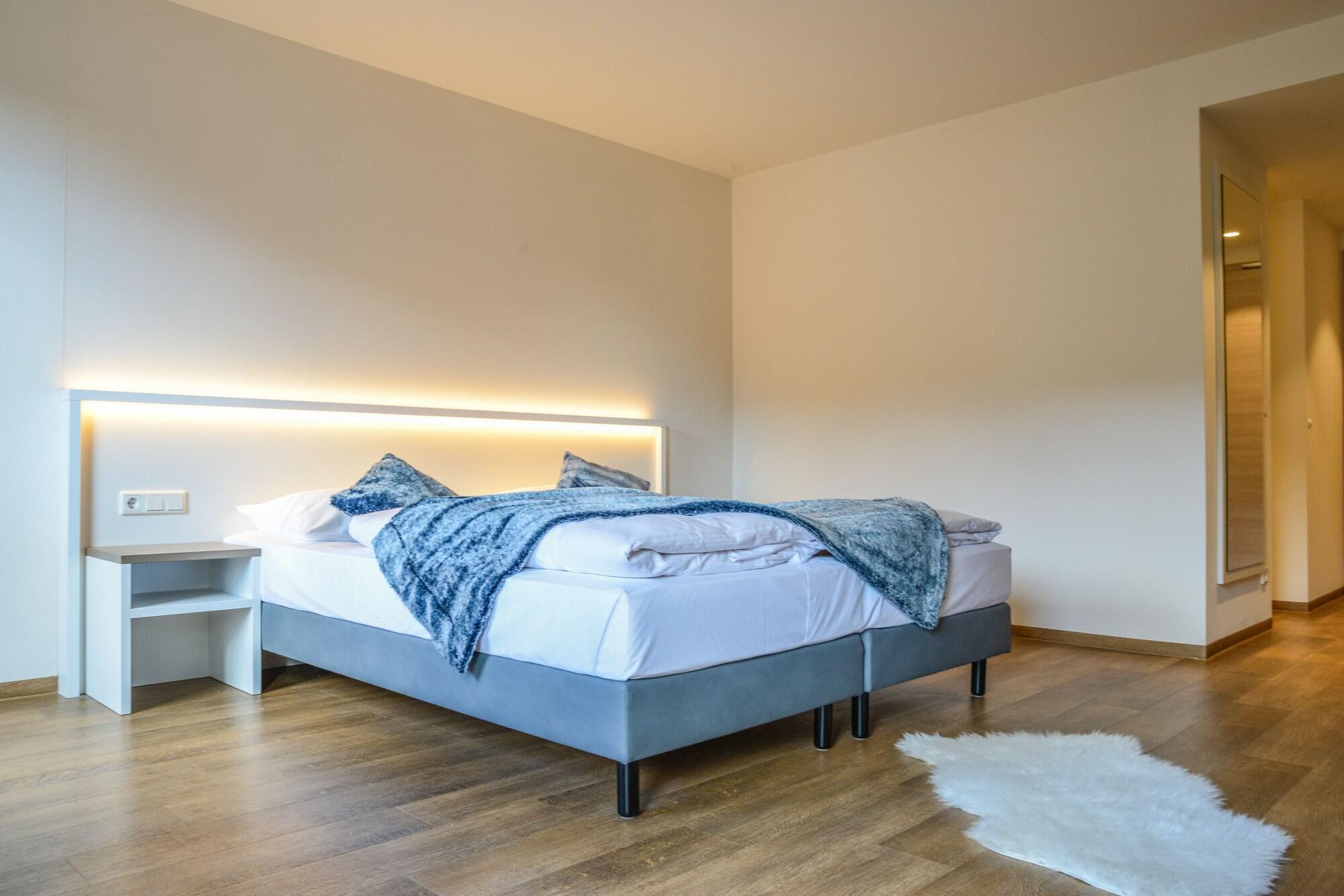 Hotel Gasthof Heckl Киндинг Екстериор снимка