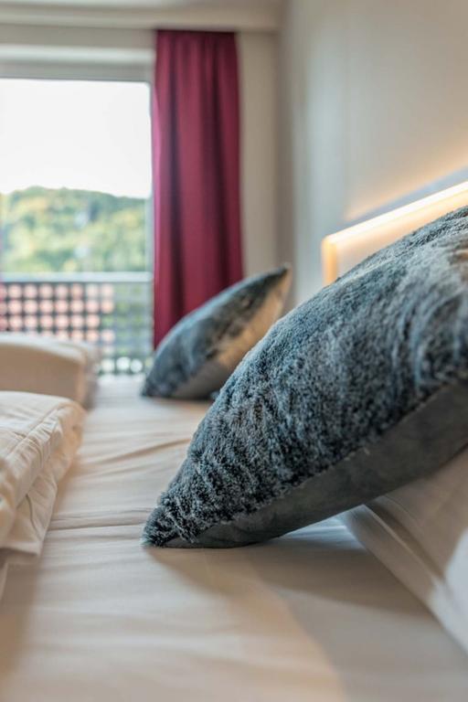 Hotel Gasthof Heckl Киндинг Екстериор снимка